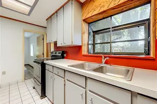 8980 E Devils Neck Rd, Floral City, FL 34436 - Photo 16