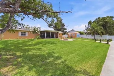 1302 SE Paradise Avenue, Crystal River, FL 34429 - Photo 36