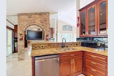 9433 Wilderness Trail, Weeki Wachee, FL 34613 - Photo 16