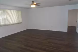 10877 SW 88th Ct, Ocala, FL 34481 - Photo 8