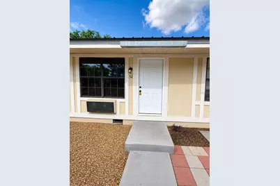 420-420 Mills Street #52, Leesburg, FL 34748 - Photo 2
