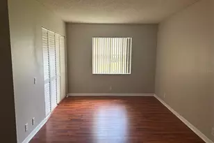 9685 Southern Belle Dr, Weeki Wachee, FL 34613 - Photo 4