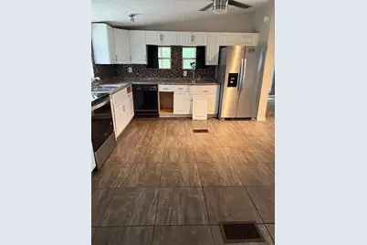 11455 NW 110th Avenue, Reddick, FL 32686 - Photo 2