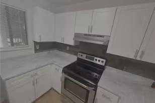 81 SE 16th Ave, Gainesville, FL 32601 - Photo 8