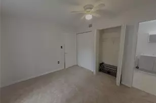 81 SE 16th Ave, Gainesville, FL 32601 - Photo 4