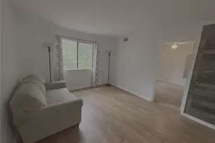 81 SE 16th Ave, Gainesville, FL 32601 - Photo 12