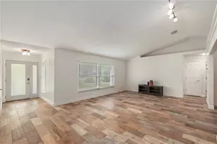 2735 NE 127th Pl, Anthony, FL 32617 - Photo 16