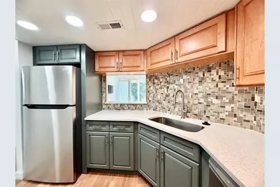 7400 Sun Island Drive S #111, South Pasadena, FL 33707 - Photo 10