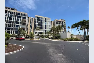 7400 Sun Island Drive S #111, South Pasadena, FL 33707 - Photo 4