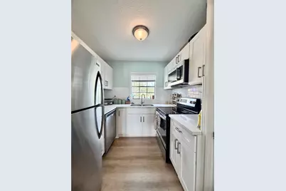 3751 Pompano Drive SE #3751, Saint Petersburg, FL 33705 - Photo 6