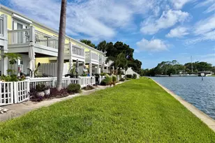3751 Pompano Dr SE, Saint Petersburg, FL 33705 - Photo 12