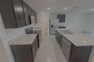 481 W Rexford Dr, Beverly Hills, FL 34465 - Photo 4