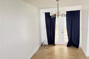 2564 SE 15th Ave, Ocala, FL 34471 - Photo 2