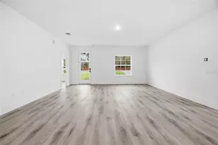 3741 W Forest Dr W, Citrus Springs, FL 34433 - Photo 10