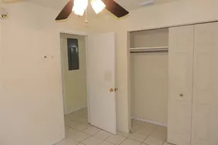 330 SE 6th St, Williston, FL 32696 - Photo 18