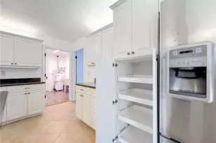 707 NE 46th Ct, Ocala, FL 34470 - Photo 10