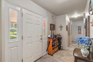 10522 SE 146th Terrace Rd, Ocklawaha, FL 32179 - Photo 8