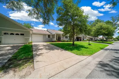8715 SW 97th Street #E, Ocala, FL 34481 - Photo 2