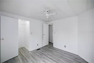 728 Truman Ave, Lady Lake, FL 32159 - Photo 16