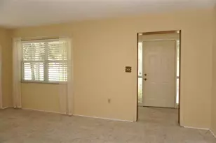 405 S Camellia Ave, Crystal River, FL 34429 - Photo 6