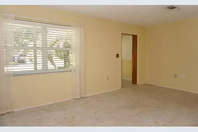 405 S Camellia Avenue, Crystal River, FL 34429 - Photo 8