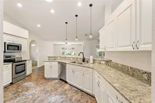 9082 SE 135th Loop, Summerfield, FL 34491 - Photo 36