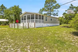 13330 SE 21st Pl, Morriston, FL 32668 - Photo 1