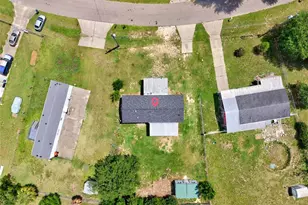 6766 NE 1st Pl, Ocala, FL 34470 - Photo 30
