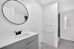 6766 NE 1st Pl, Ocala, FL 34470 - Photo 14