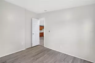6766 NE 1st Pl, Ocala, FL 34470 - Photo 20
