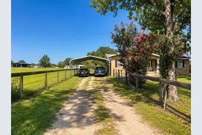 9390 NE 16th Terrace, Anthony, FL 32617 - Photo 2