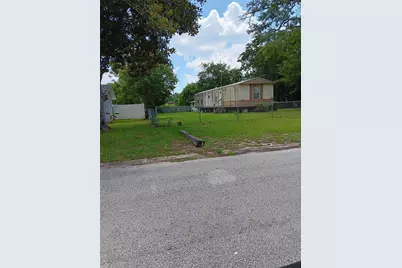 2153 Sunrise Drive, Jacksonville, FL 32246 - Photo 2