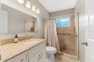 207 W Wheeler Rd, Seffner, FL 33584 - Photo 30