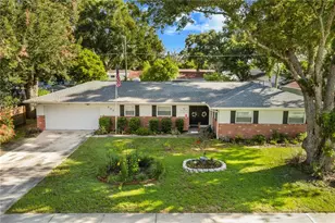 207 W Wheeler Rd, Seffner, FL 33584 - Photo 1
