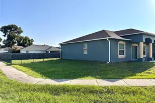 3007 NE 24th Pl, Ocala, FL 34470 - Photo 2