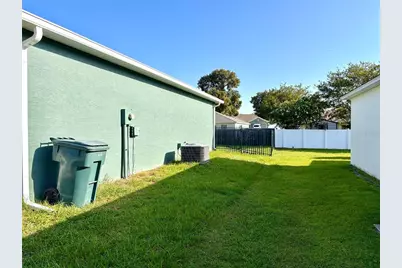 3007 NE 24th Place, Ocala, FL 34470 - Photo 4