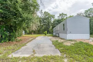 14585 NE 149th Ln, Fort Mc Coy, FL 32134 - Photo 4