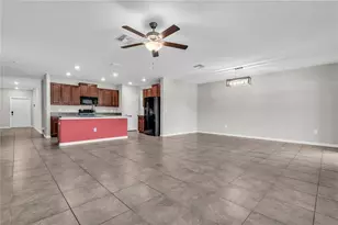 1739 Broad Winged Hawk Dr, Ruskin, FL 33570 - Photo 32