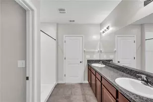 1739 Broad Winged Hawk Dr, Ruskin, FL 33570 - Photo 24
