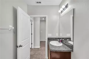 1739 Broad Winged Hawk Dr, Ruskin, FL 33570 - Photo 8