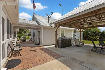 9897 NW 160 Avenue, Morriston, FL 32668 - Photo 10