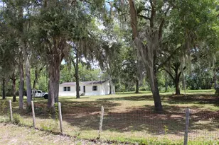 112 Juniper Dr, Hawthorne, FL 32640 - Photo 4