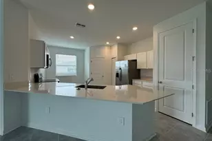 5684 Wood Bridge Pl, Saint Cloud, FL 34771 - Photo 6