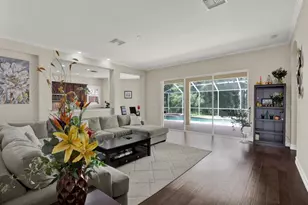9137 Creedmoor Ln, New Port Richey, FL 34654 - Photo 20