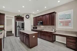 9137 Creedmoor Ln, New Port Richey, FL 34654 - Photo 14