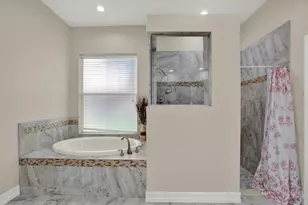 9137 Creedmoor Ln, New Port Richey, FL 34654 - Photo 26