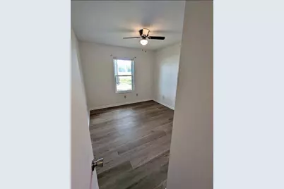 507 Governor Avenue NE, Branford, FL 32008 - Photo 12