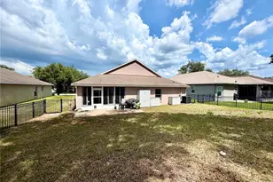13449 Meadow Golf Ave, Hudson, FL 34669 - Photo 32