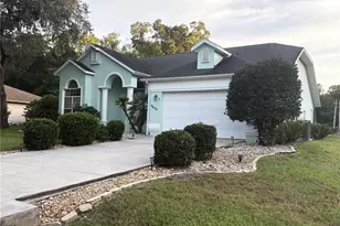 9670 SW 190th Terrace Rd, Dunnellon, FL 34432 - Photo 2