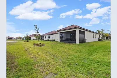 17127 Holly Well Avenue, Wimauma, FL 33598 - Photo 38